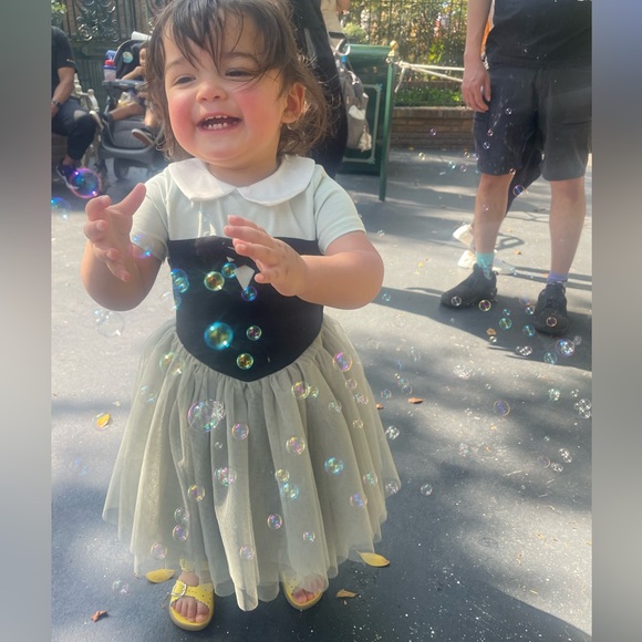 Meet your Posher, Lindsay - Picture 6 of 15